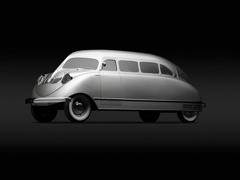 Illustration for article titled 13 Concept Cars From the Past That Still Feel Like the Future